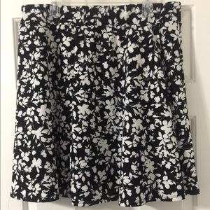 Floral print skirt